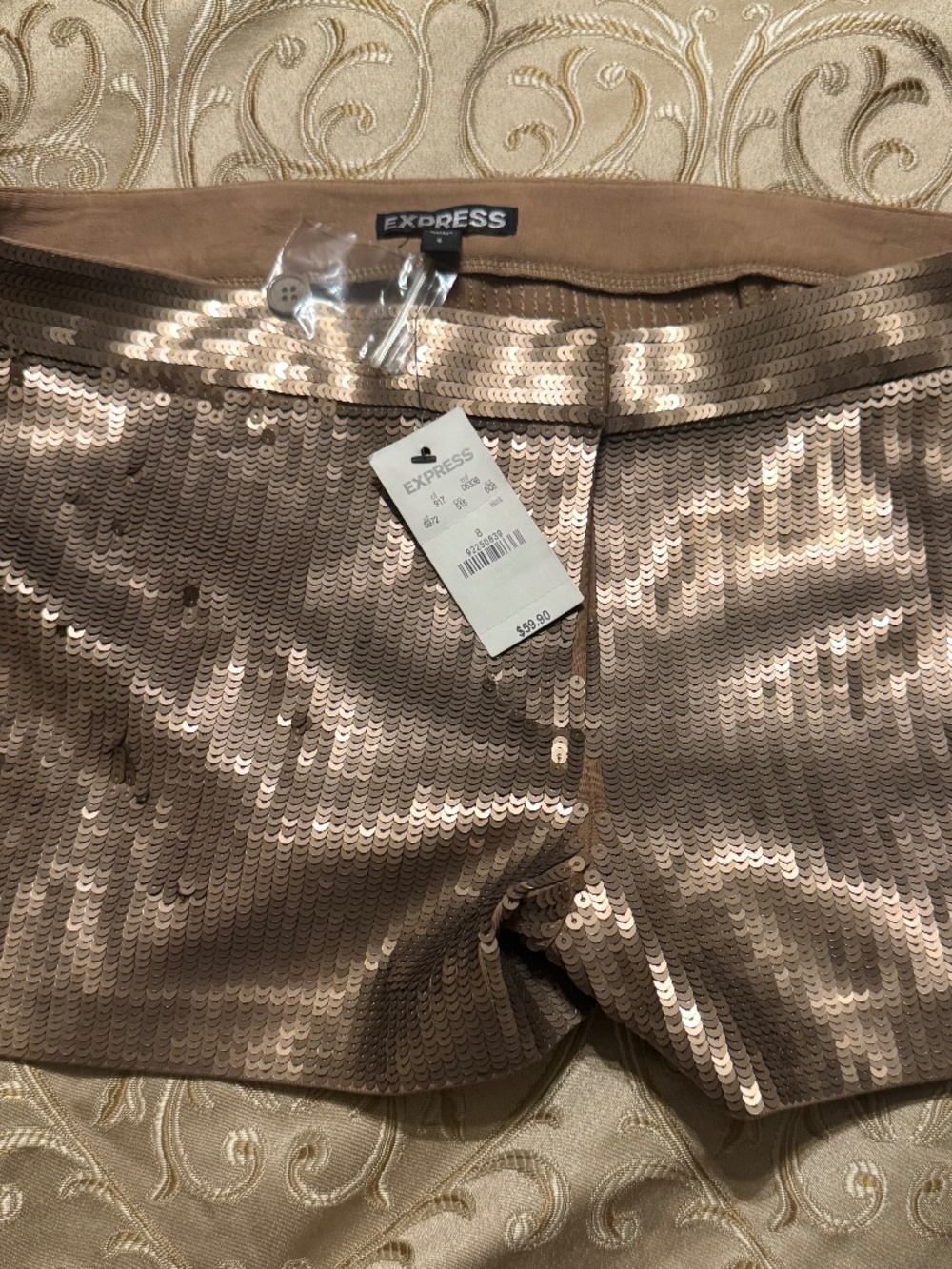 NWT EXPRESS SEQUIN ROSE GOLD SHORTS SZ:8